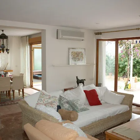 Chalet Aviles